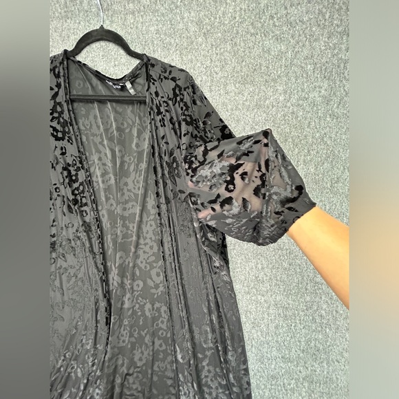 Elliott & vine Open Front Kimono Sheer Black Velvet Floral Size 2X Witchy Whimsi - Picture 7 of 12